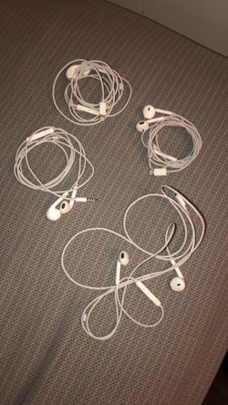 Apple Headphones