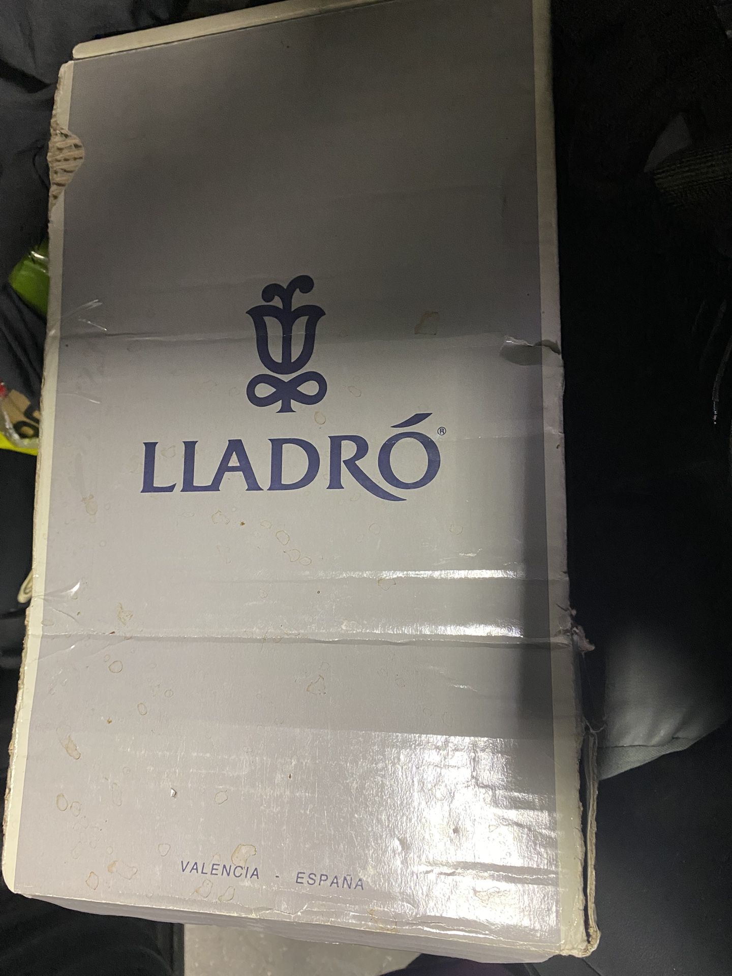 Lladro- Spring Splendor 5898 - New Old Stock