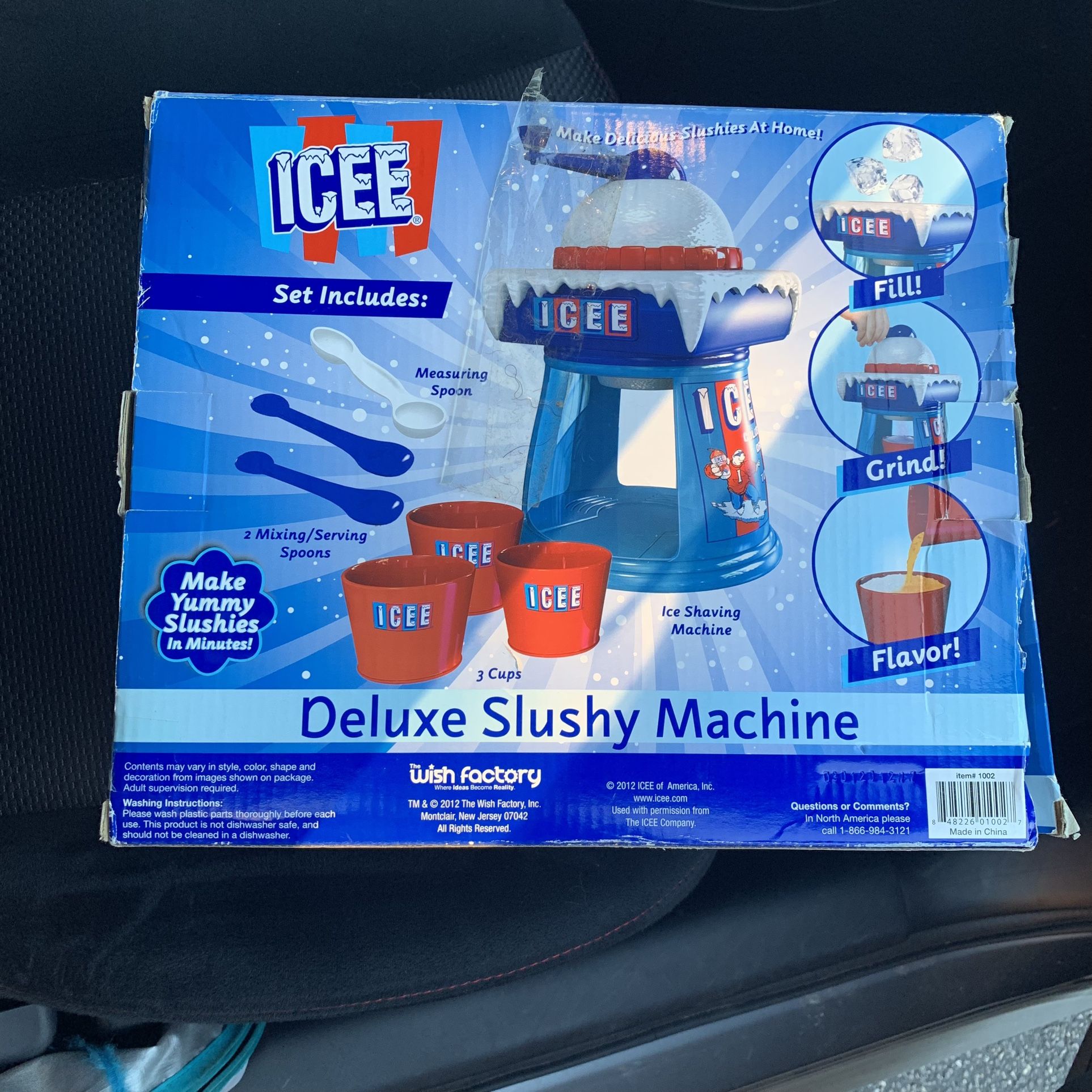 Icee Deluxe Slushy Machine