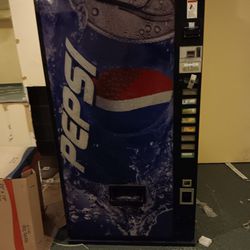Soda VENDING MACHINE 