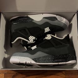 Size 10.5 - Jordan 4 retro 'Fear' with box, hardly used 