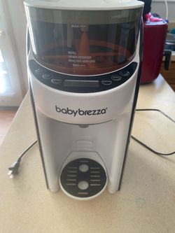 Baby Brezza formula pro machine