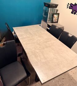 Expandable Modern Dining Table + 4 Chairs (Seats 4–6)