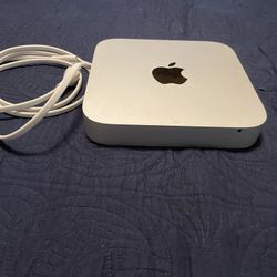 (#54) Apple 2011 MacMini Server (2.0 QC i7, 4 RAM, ( 2) 500 GB SATA HD)