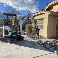 Bobcat Excavator E20  W/breaker