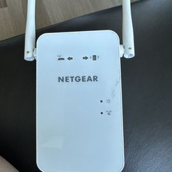 Netgear WiFi Range Extender Model EX6100