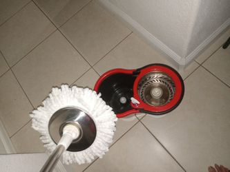 2 Brand New Spin Mops