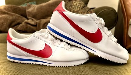 Nike Men's Classic Cortez Leather Shoe