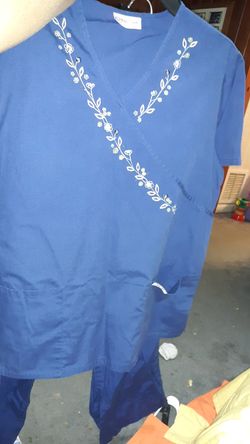 Navy blue scrub set size medium