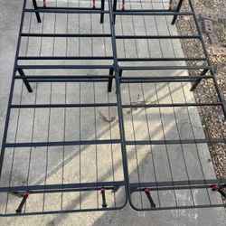 Foldable Metal Platform Queen