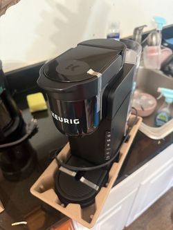 Keurig Single Serve Coffee Maker Black