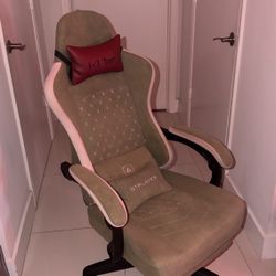 Gaming chair