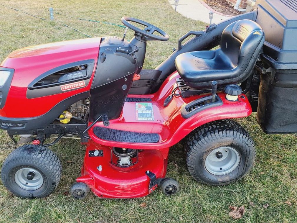 Craftsman YT4000 riding lawn mower