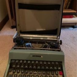 Olivetti-underwood 