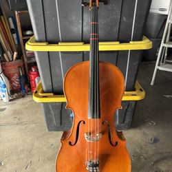 Chello Damaged But Works Fine