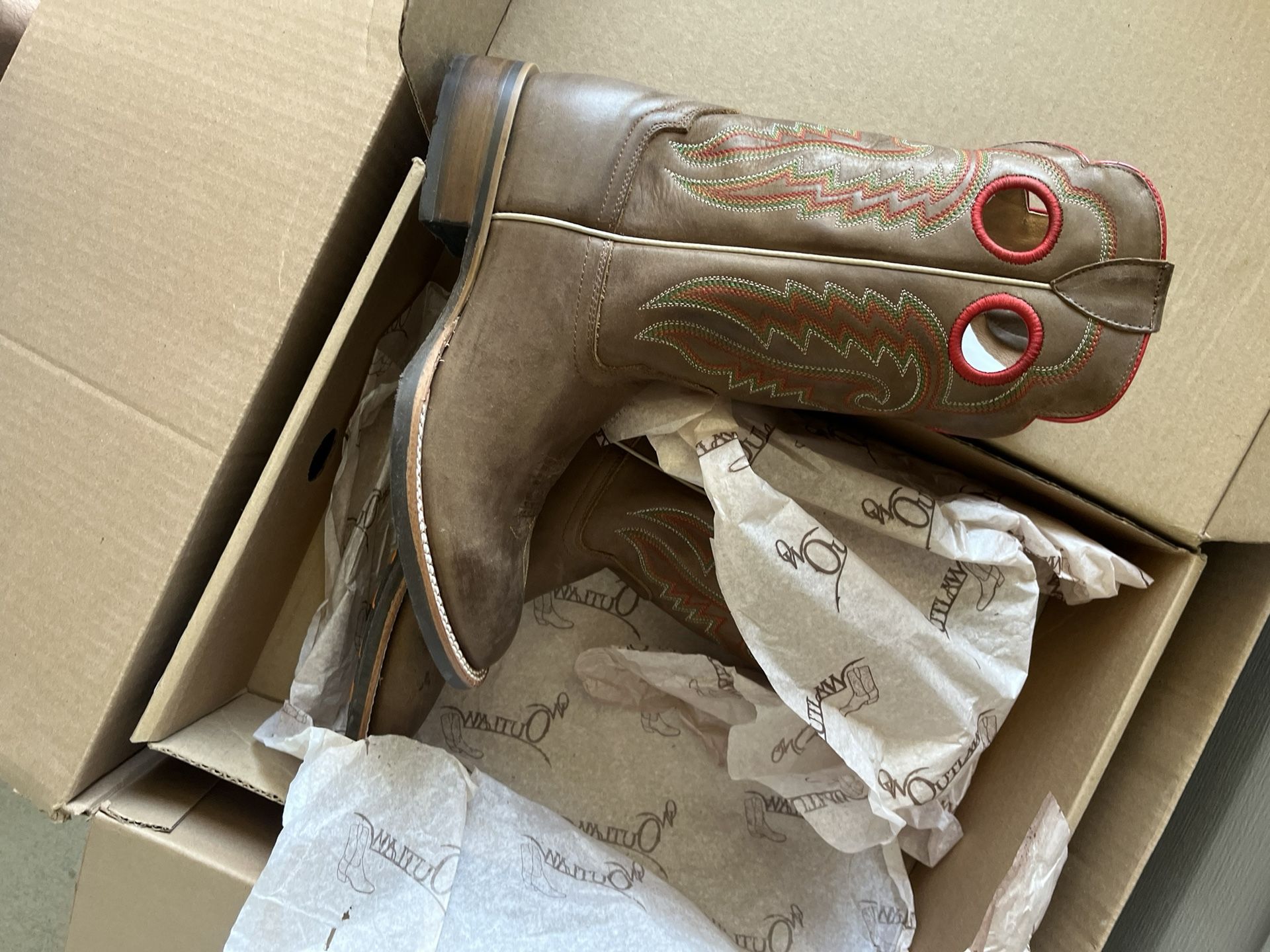 size 9 men cowboy boots