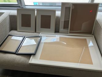 Set of 7 Wall Frames (Various Sizes)