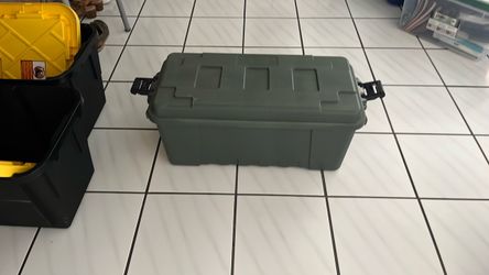 Plano Model 1719 Container