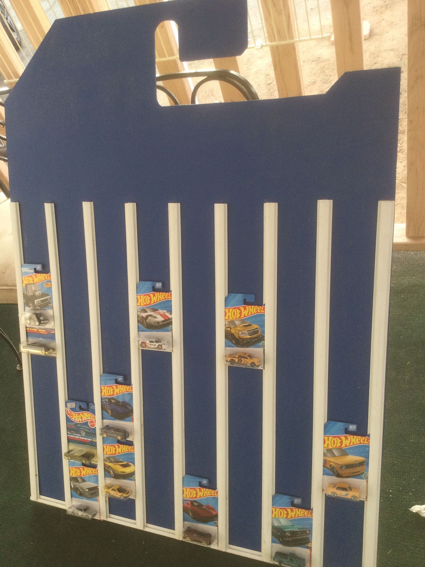 Giant Hot Wheels Card Style 4 Foot Display For Over 100 Cars On Card
