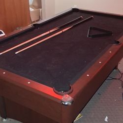 2-in-1 Pool Table