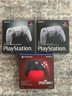 Brand New Playstation 5 Limited Edition Controllers { 130$ Each }