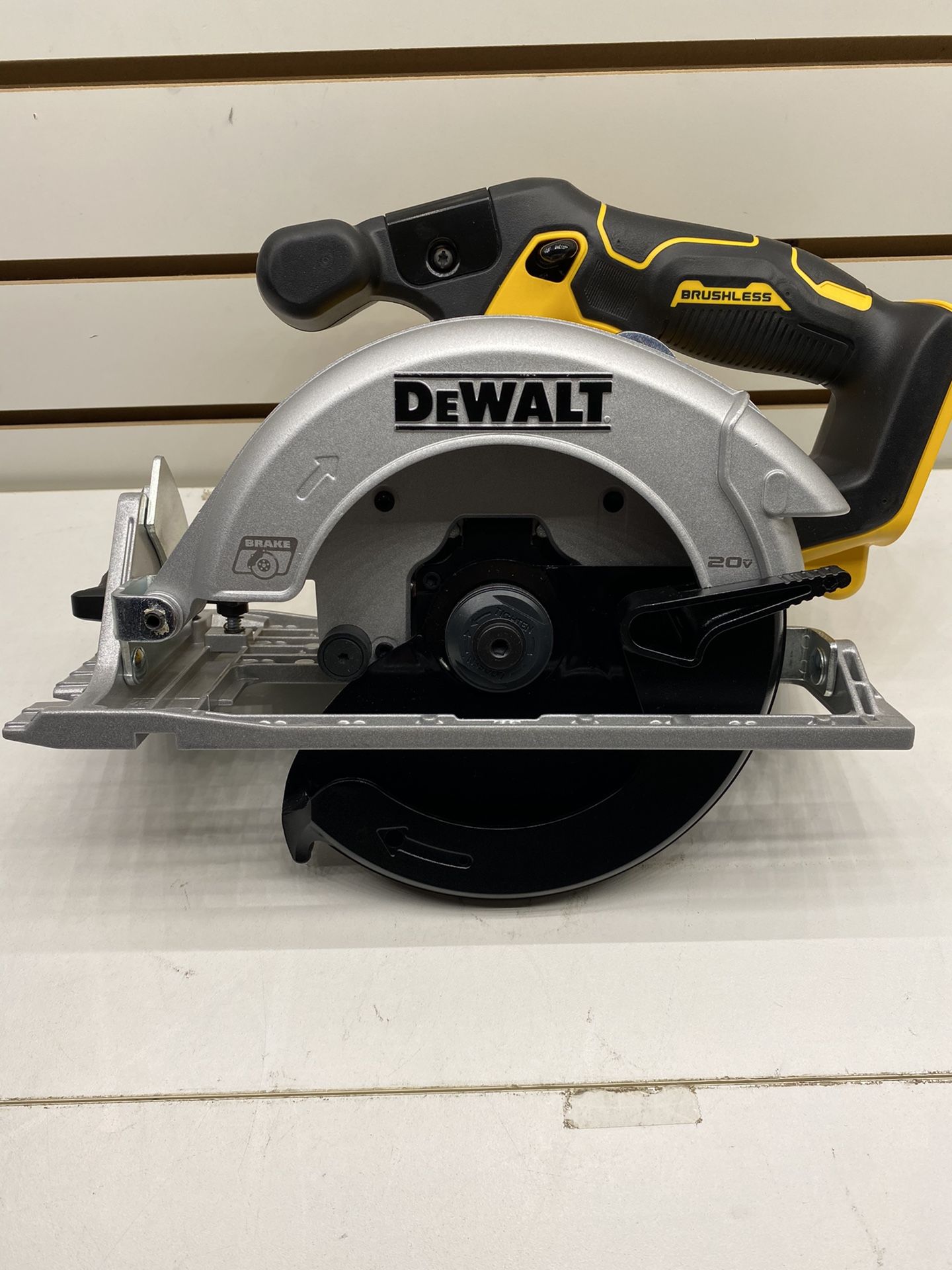 DEWALT DCS565 6 1/2” Cordless Circular Saw (TOOL ONLY)