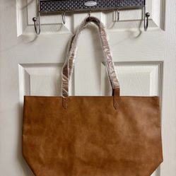 Brand New Thirty One Bag