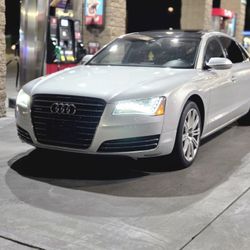 Audi A8L