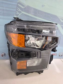 2022-2026 CHEVROLET SILVERADO 1500 RIGHT HALOGEN HEADLIGHT