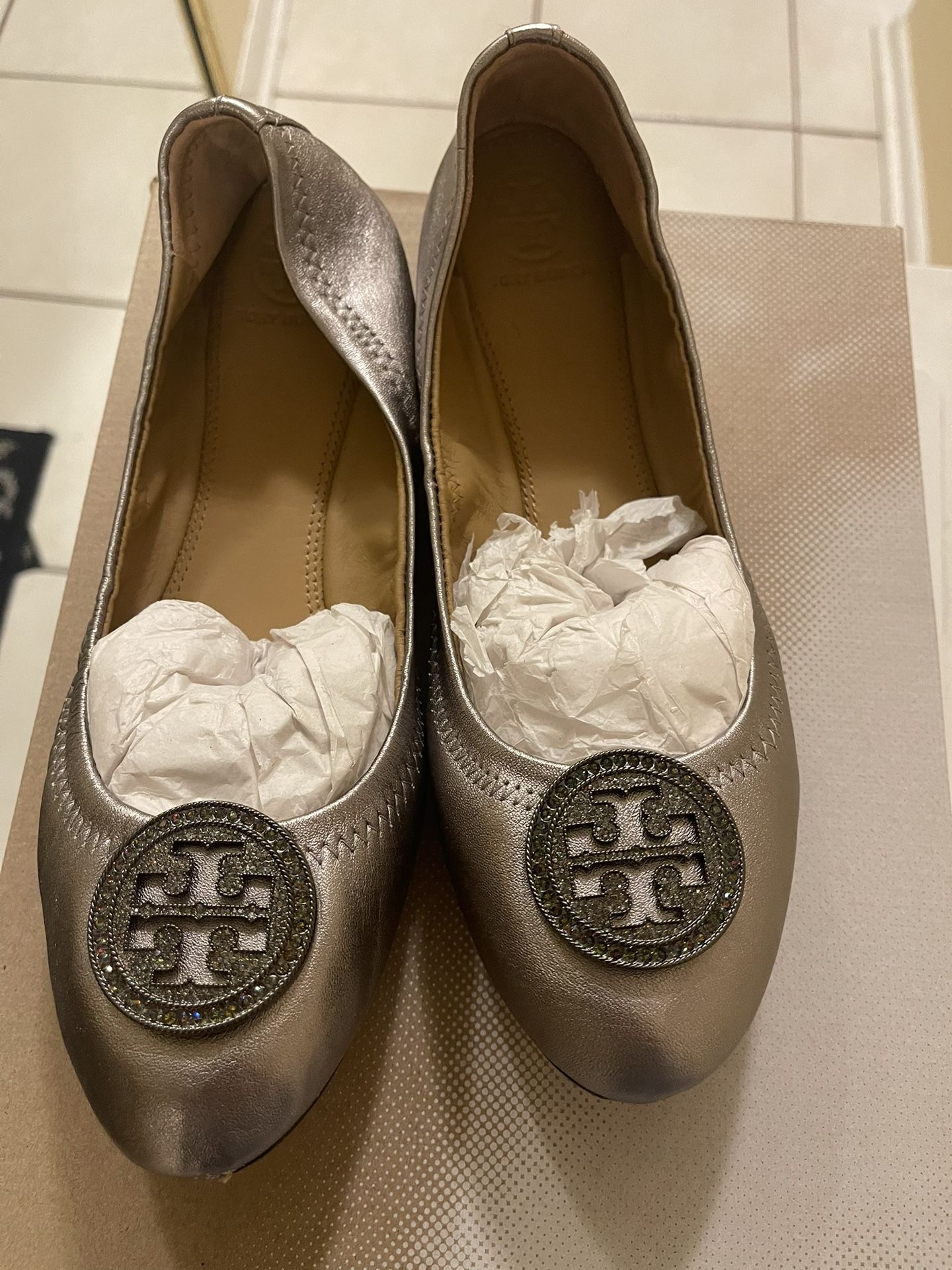 Tory Geniun Leather Sequin Pumps