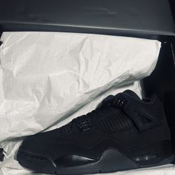 Black Cat 4s Size 10.5 DS 