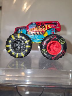 Hot Wheels monster jam demo derby graffiti 1/64 die-cast