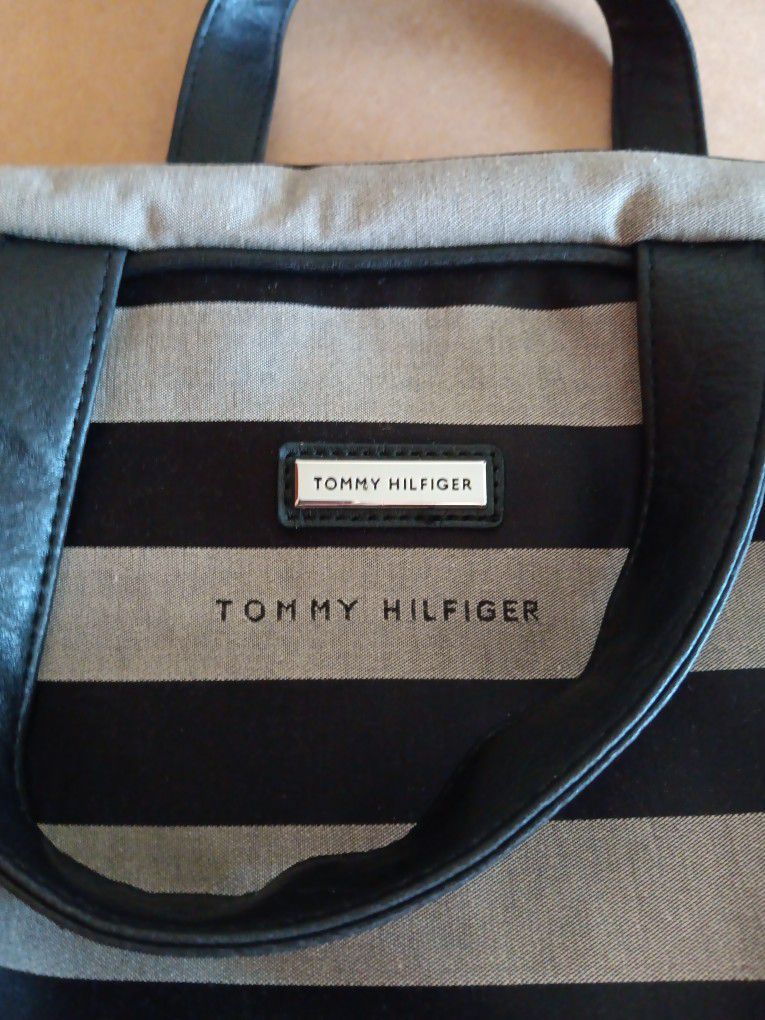 Authentic TOMMY HILFIGER TOTE