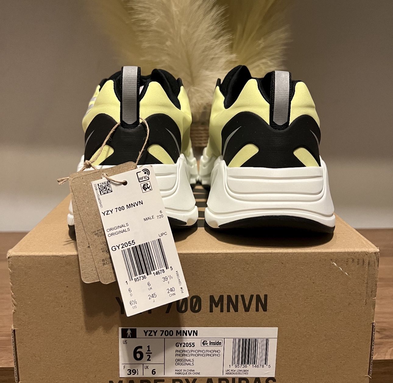 Adidas Yeezy Boost 700 MNVN Laceless Phosphor Men's Shoe Size