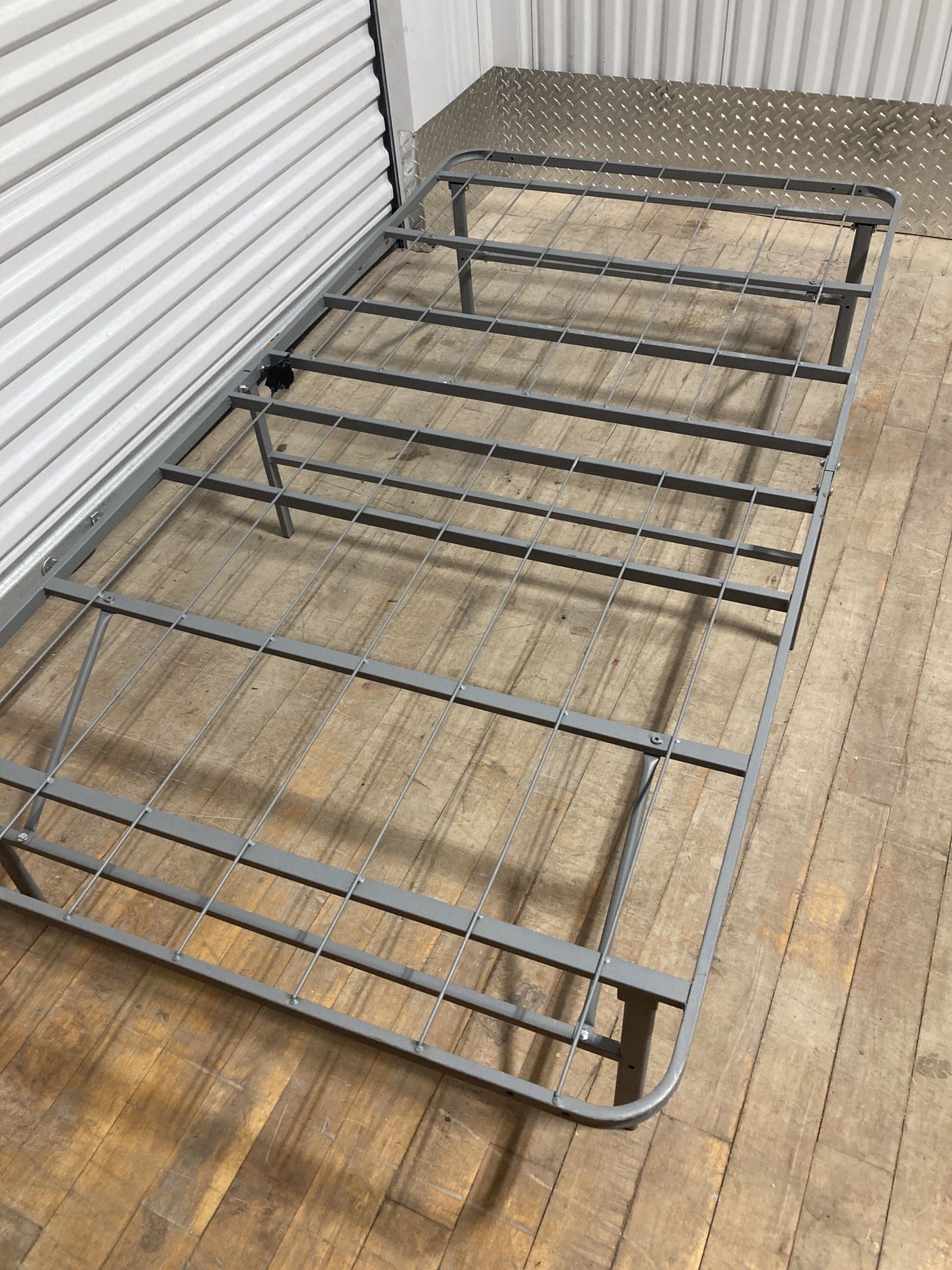 Twin Bed Platform