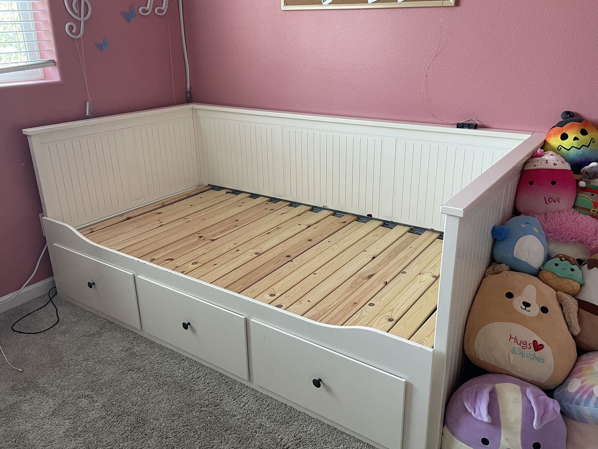 IKEA Hemnes Daybed Frame With 3 Drawers