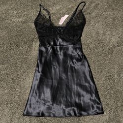 Victoria’s Secret Nightgown/lingerie