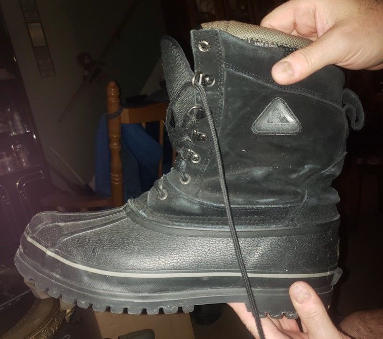 ROCKY WINTER DUCK BOOTS LIKE NEW Sz 11.5 Or 13 PlLEASE READ