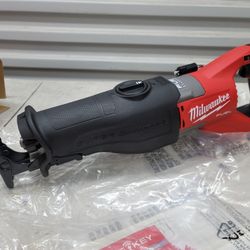 Milwaukee M18 fuel reciprocating saw super sawzall serrucho 2722-20