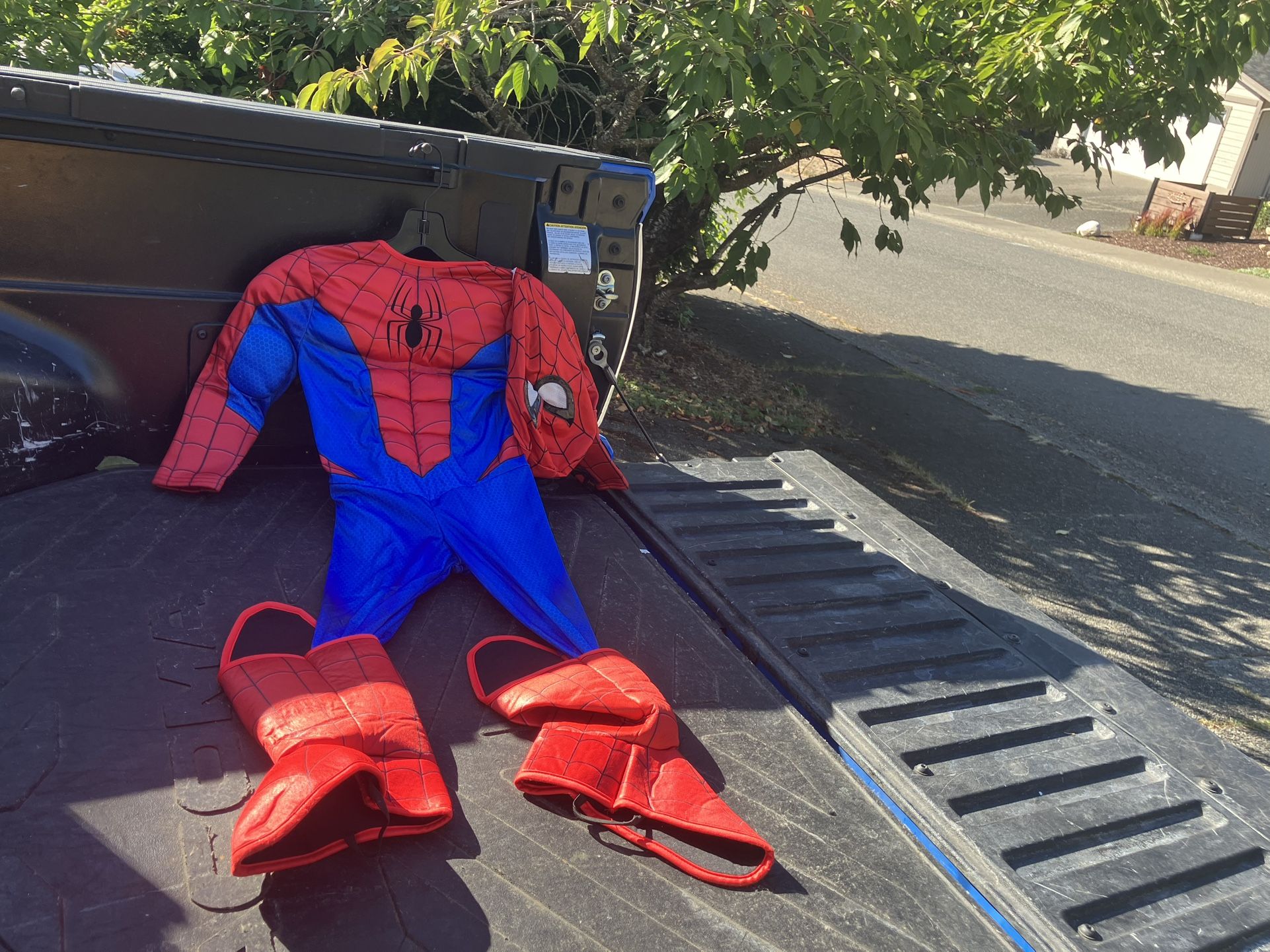 Spider Man Spider-Man Spiderman Halloween Costume 3T 4T Brand New $20 Each 