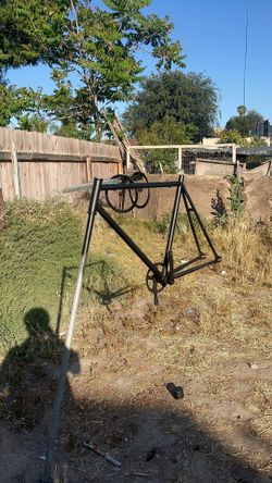 Fixie wheelie bike