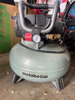 Air compressor