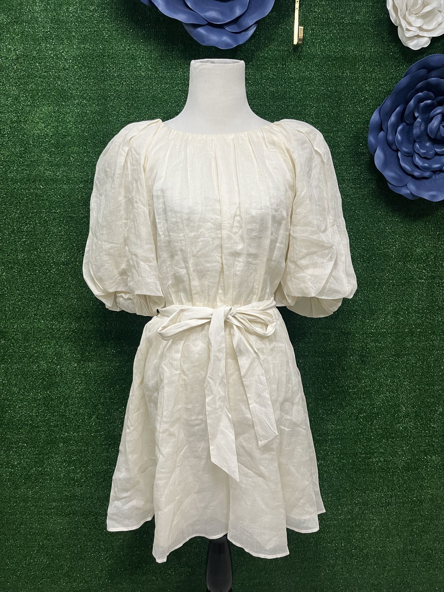 Banana Republic Brand New Ivory Backless Dress Size Medium With Belt And Dress Bag