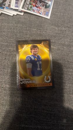 Daniel jones QB