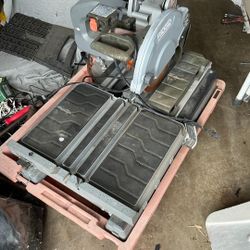 Tile Machine  De 10. Riggi 