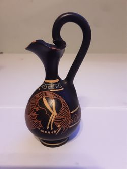 3.5 inch vintage Terra cotta Artemis vase hand painted