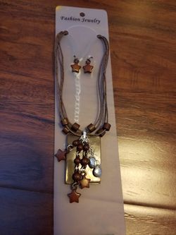 Necklace and earrings set