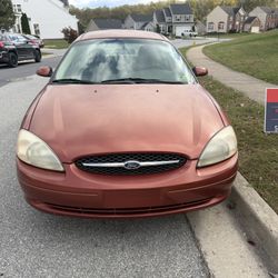 2001 Ford Taurus