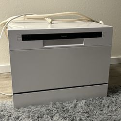 hOmelabs Countertop Dishwasher