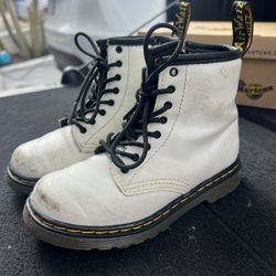 Dr. Martins Boots